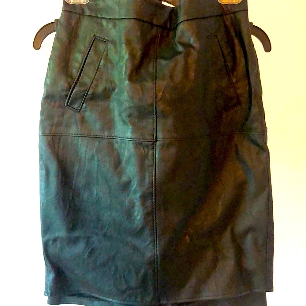 Women’s black leather skirt by Cabi designs . Size 4